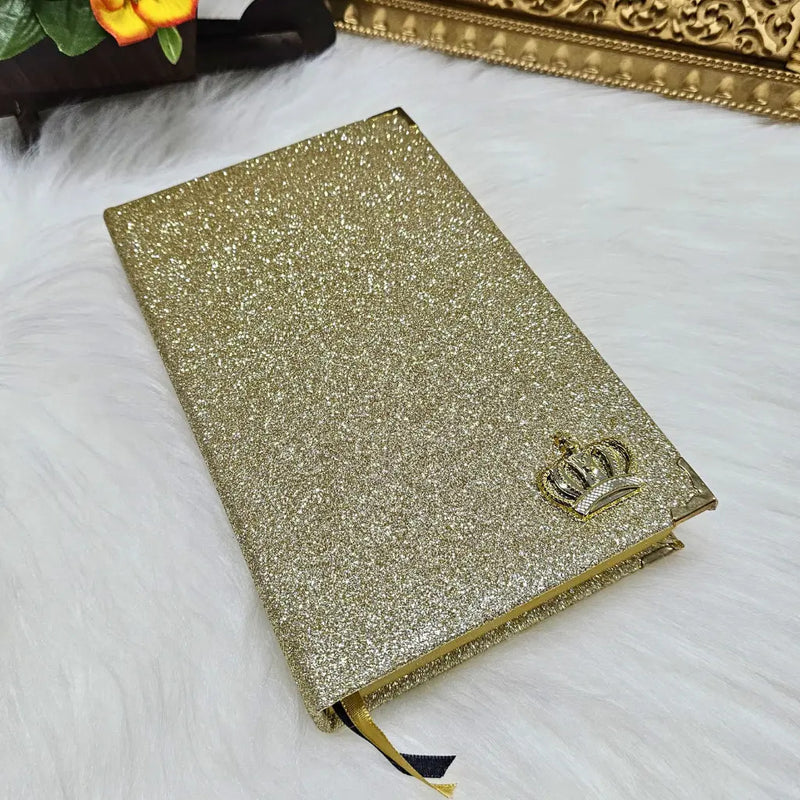 Bíblia Coração do Leão dourada glitter - detalhe 6