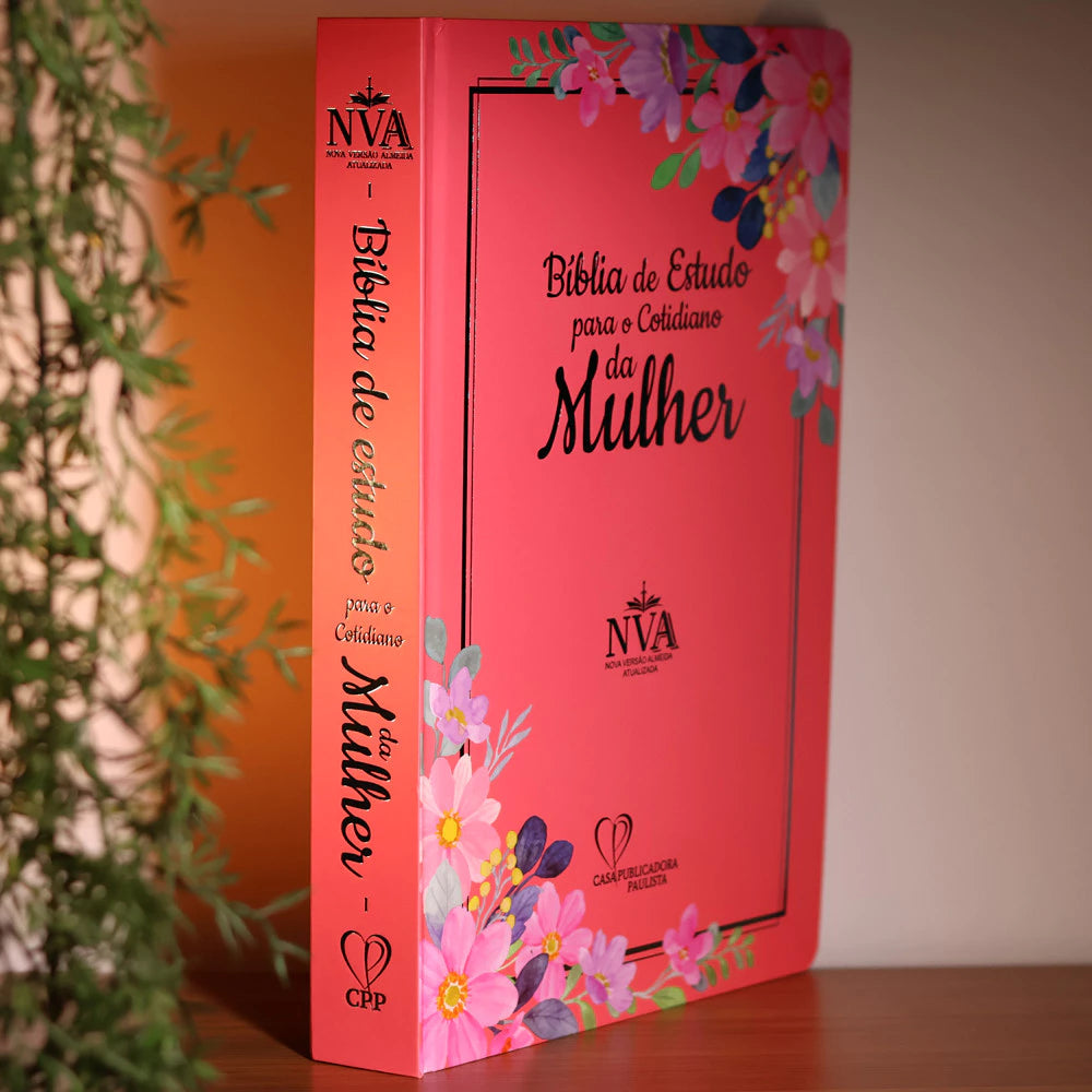 Bíblia NVA de Estudo da Mulher Rosa Intenso - imagem 4