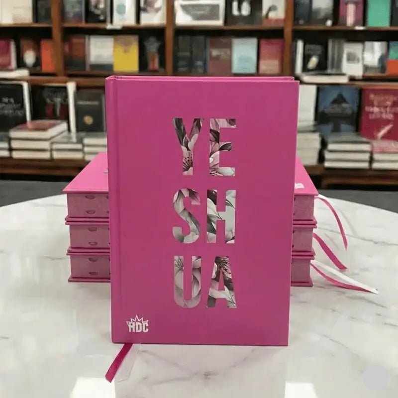 Bíblia Sagrada Feminina Evangélica Versão NVI Letra gigante Yeshua Floral com Capa Dura e Índices Costas