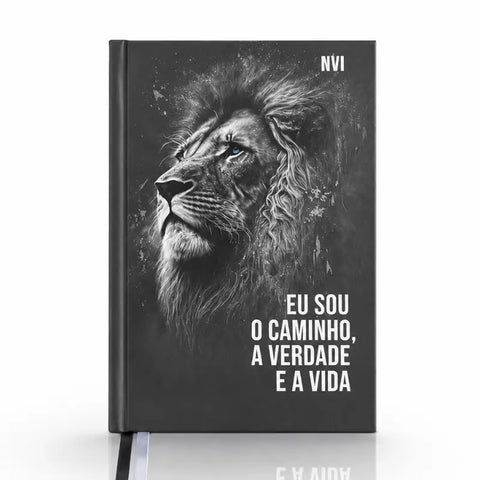 Bíblia NVI Masculina Leão Preta na opção Letra Gigante
