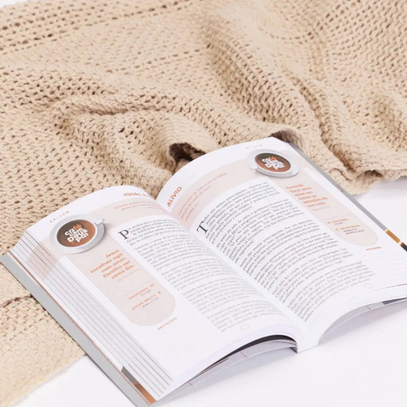 Livro Devocional Café com Deus Pai e Brindes 3