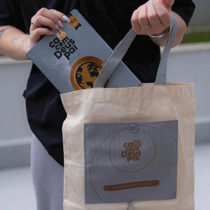 Livro Devocional Café com Deus Pai e Brindes 5 Ecobag